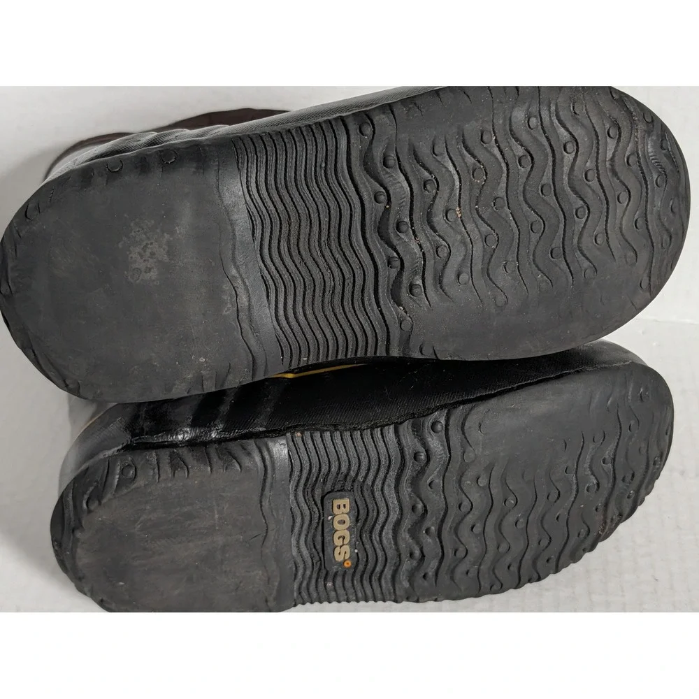 BOGS McKinley Kids Winter Snow Boots Black Yellow Size 2 Waterproof -30°